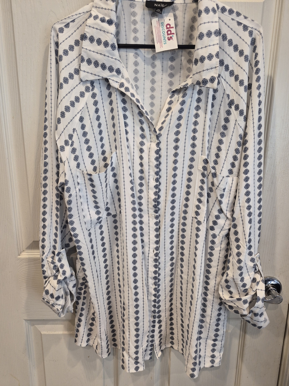 5/25 NAIF White Button-Down Shirt with Navy Dot-Stripe Pattern